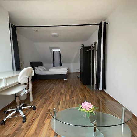 Geraeumige 3-Zimmer-Ferienwohnung Im Herzen Von Кассель Екстер'єр фото