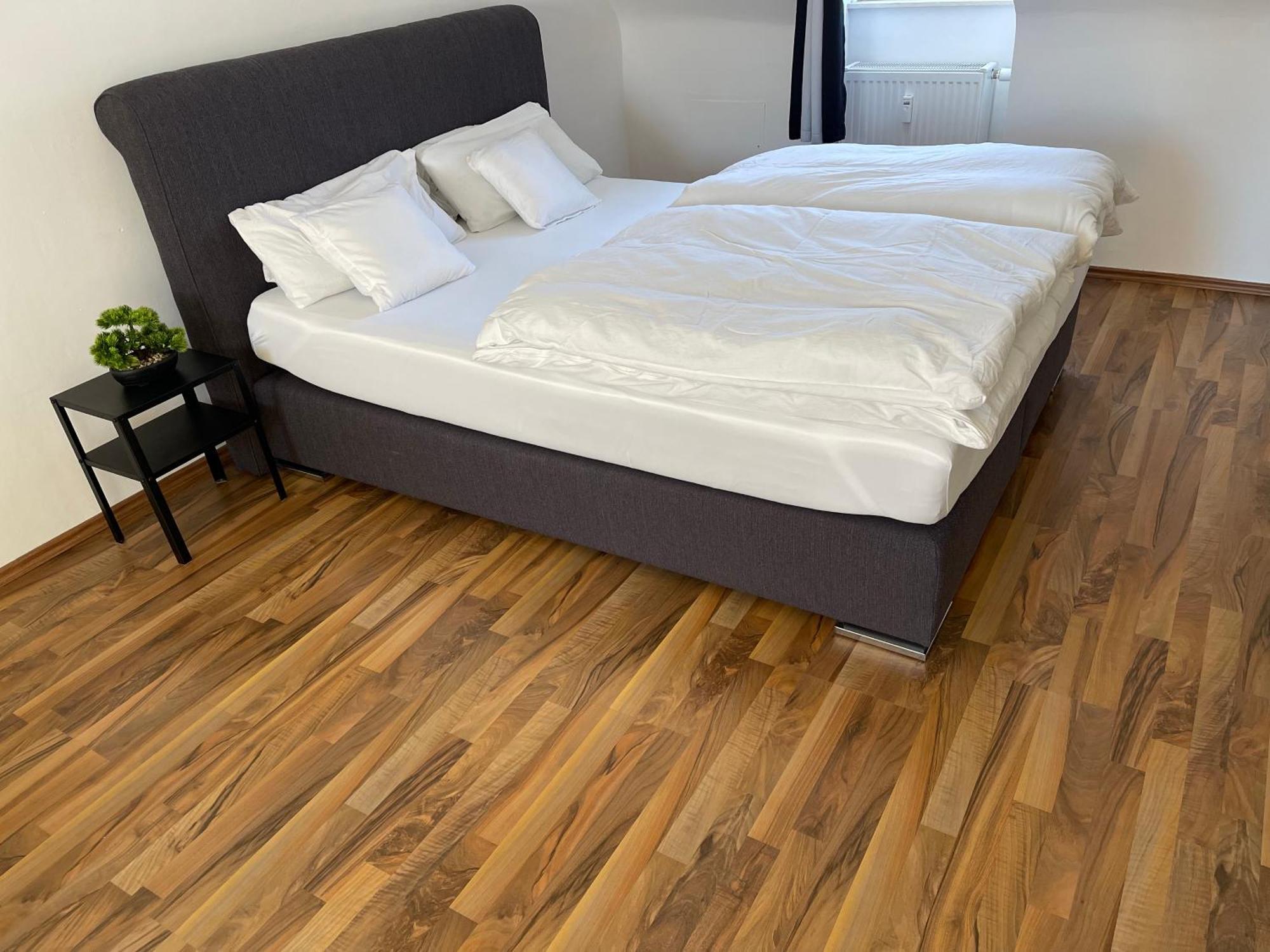 Geraeumige 3-Zimmer-Ferienwohnung Im Herzen Von Кассель Екстер'єр фото